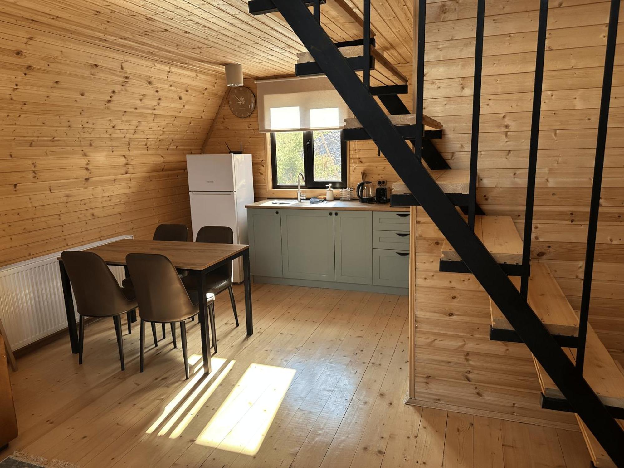 A&B Cottages カズベギ エクステリア 写真